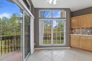 9155 W Elm Ct, Franklin, WI 53132 - Photo 5