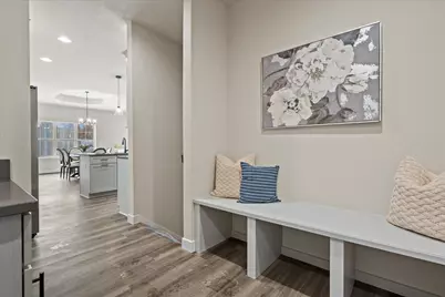 7010  Stonewood Ln, Lannon, WI 53046 - Photo 13