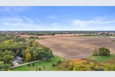 24947  Madison St, Racine, WI 53139 - Photo 5