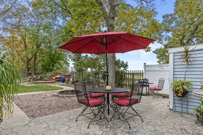 24947  Madison St, Racine, WI 53139 - Photo 7