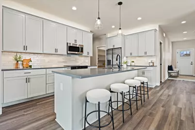 7049  Stonewood Ln, Lannon, WI 53046 - Photo 5