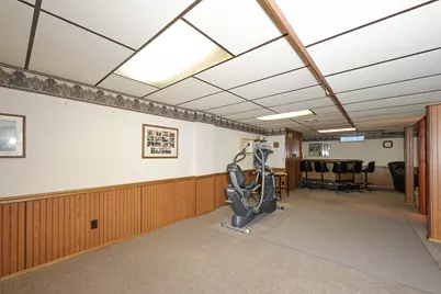 15035 W Kingsway Dr, New Berlin, WI 53151 - Photo 19