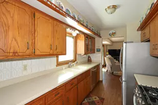 15035 W Kingsway Dr, New Berlin, WI 53151 - Photo 29