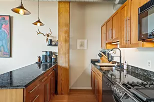 234 E Reservoir Ave, Milwaukee, WI 53212 - Photo 11