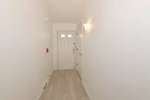 5228 S Hidden Dr, Greenfield, WI 53221 - Photo 3