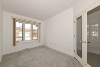 5228 S Hidden Dr, Greenfield, WI 53221 - Photo 23