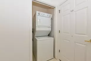 5228 S Hidden Dr, Greenfield, WI 53221 - Photo 25