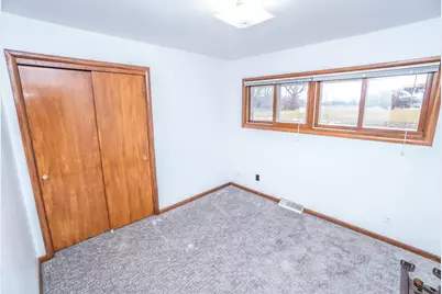 325 W Dodge St, Port Washington, WI 53074 - Photo 5