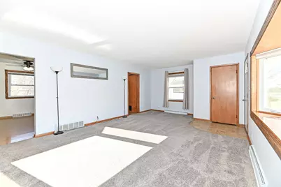 6206 W Fairlane Ave, Brown Deer, WI 53223 - Photo 7