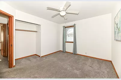6206 W Fairlane Ave, Brown Deer, WI 53223 - Photo 19