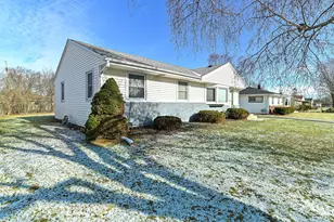 6206 W Fairlane Ave, Brown Deer, WI 53223 - Photo 3