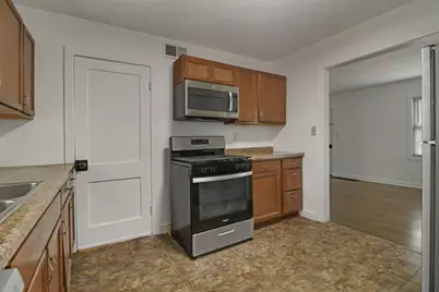 7502  29th Ave, Kenosha, WI 53143 - Photo 9