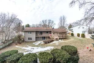 632 Herman Ct, Onalaska, WI 54650 - Photo 3