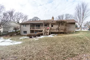 632 Herman Ct, Onalaska, WI 54650 - Photo 5