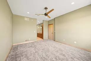 7513 W Tuckaway Pines Cir, Franklin, WI 53132 - Photo 41