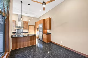 7513 W Tuckaway Pines Cir, Franklin, WI 53132 - Photo 5