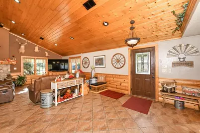 W179S8246  Pioneer Dr, Muskego, WI 53150 - Photo 9