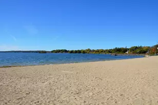 321 Park Hill Dr, Pewaukee, WI 53072 - Photo 25