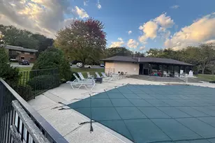 321 Park Hill Dr, Pewaukee, WI 53072 - Photo 23