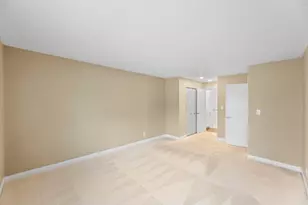 321 Park Hill Dr, Pewaukee, WI 53072 - Photo 15