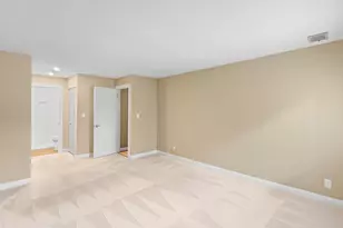 321 Park Hill Dr, Pewaukee, WI 53072 - Photo 15