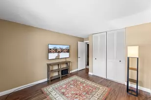 321 Park Hill Dr, Pewaukee, WI 53072 - Photo 17