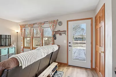 949 E Prospect St, Lake Mills, WI 53551 - Photo 7