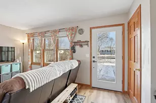 949 E Prospect St, Lake Mills, WI 53551 - Photo 7