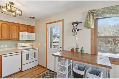 949 E Prospect St, Lake Mills, WI 53551 - Photo 17