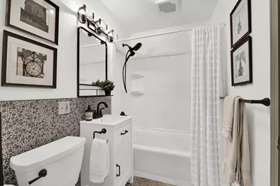 818 S 94th St, West Allis, WI 53214 - Photo 11