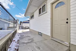 818 S 94th St, West Allis, WI 53214 - Photo 21