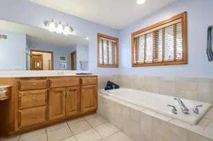 18840 Saratoga Ct, Brookfield, WI 53045 - Photo 27