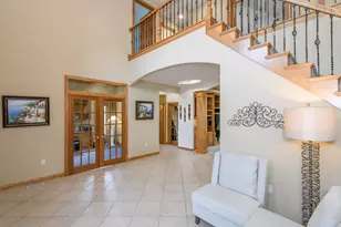 18840 Saratoga Ct, Brookfield, WI 53045 - Photo 9