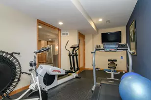 18840 Saratoga Ct, Brookfield, WI 53045 - Photo 41