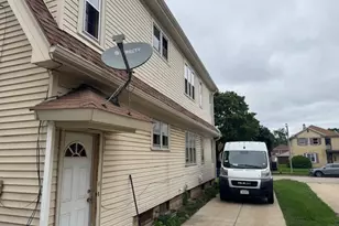 4049 N Elmhurst Rd, Milwaukee, WI 53216 - Photo 3