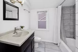 4421 N 80th St, Milwaukee, WI 53218 - Photo 9