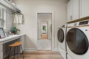 N66W21333 Sagebrush Dr, Menomonee Falls, WI 53046 - Photo 23