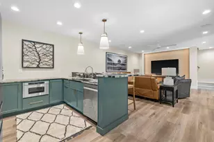 N66W21333 Sagebrush Dr, Menomonee Falls, WI 53046 - Photo 37