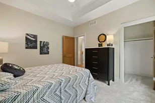 N66W21333 Sagebrush Dr, Menomonee Falls, WI 53046 - Photo 27