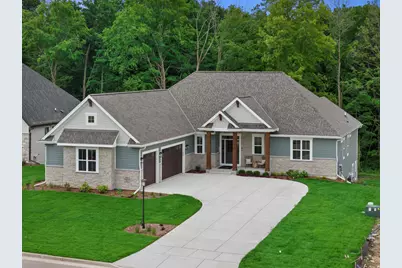 N66W21333  Sagebrush Dr, Menomonee Falls, WI 53046 - Photo 1