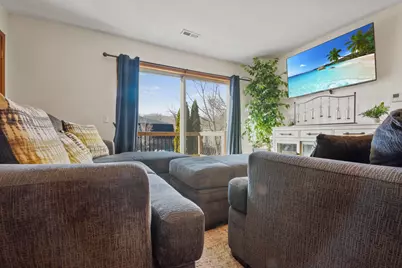 204  Elmhurst Ct #16, Williams Bay, WI 53191 - Photo 3