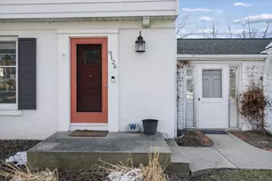 9126 N Meadowlark Ln, Bayside, WI 53217 - Photo 5