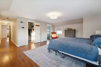 9126 N Meadowlark Ln, Bayside, WI 53217 - Photo 27