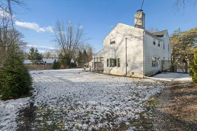 9126 N Meadowlark Ln, Bayside, WI 53217 - Photo 57