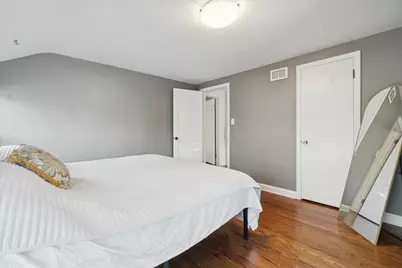 9126 N Meadowlark Ln, Bayside, WI 53217 - Photo 43