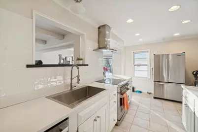 9126 N Meadowlark Ln, Bayside, WI 53217 - Photo 25