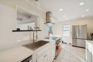 9126 N Meadowlark Ln, Bayside, WI 53217 - Photo 25