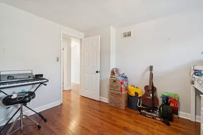 9126 N Meadowlark Ln, Bayside, WI 53217 - Photo 37