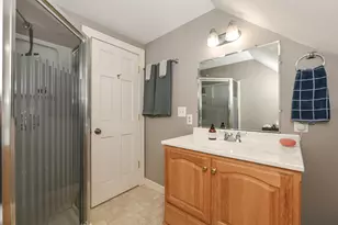424 W Luebbe Ln, Glendale, WI 53217 - Photo 27