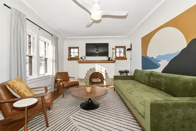 424 W Luebbe Ln, Glendale, WI 53217 - Photo 7